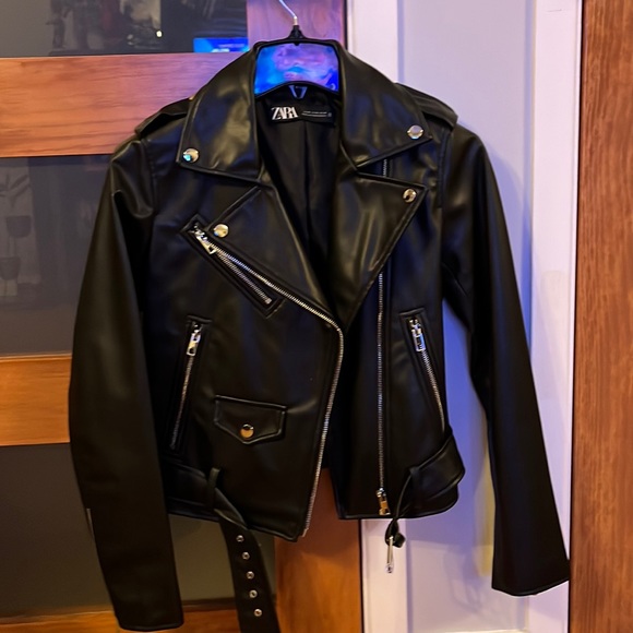 Zara Jackets & Blazers - Zara vegan leather moto jacket size XS